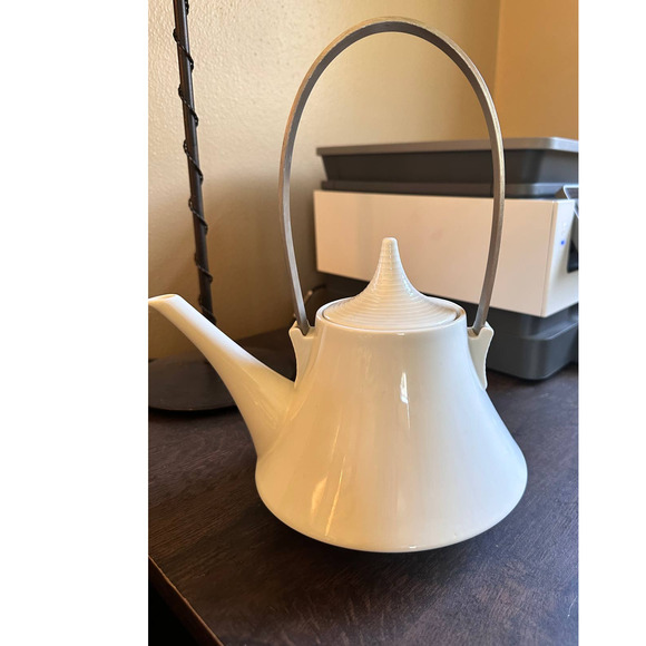 SPAL BLUE SUITE TEAPOT - Picture 1 of 4
